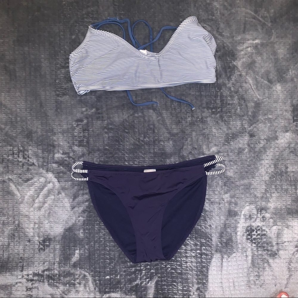 Swimsuit top